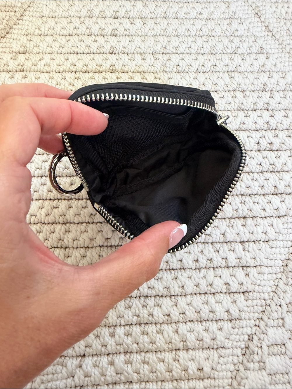 Lululemon Everywhere Belt Bag Nano Black - Picture 3 of 3